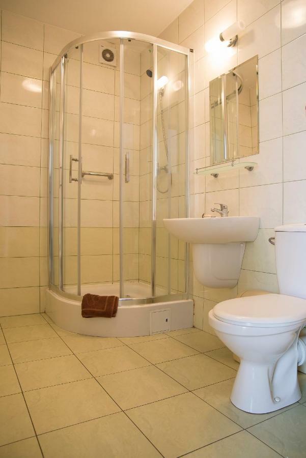 Sanatorium Uzdrowiskowe Lacznosc Hotel Ciechocinek Esterno foto