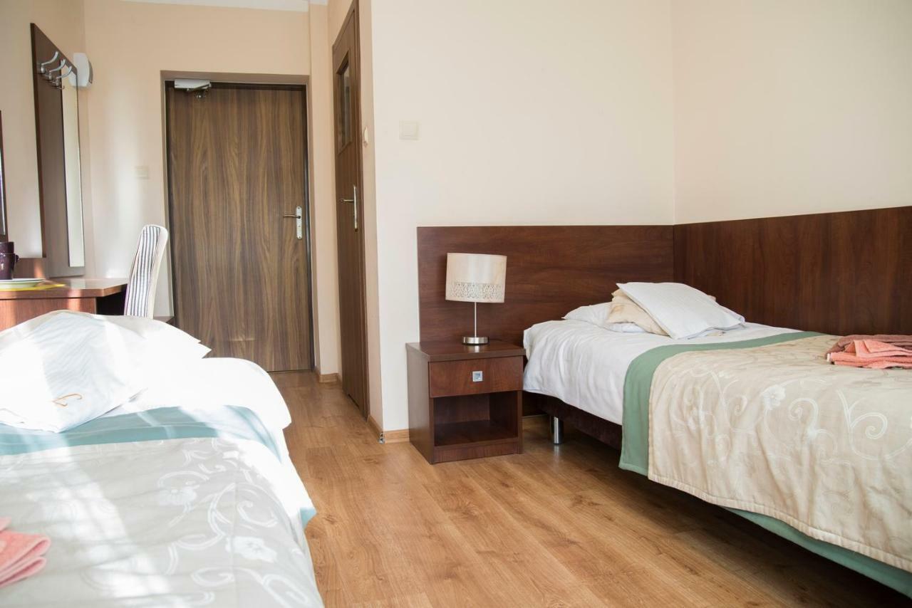 Sanatorium Uzdrowiskowe Lacznosc Hotel Ciechocinek Esterno foto
